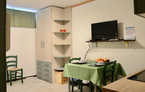 Sestriere Apartamento | Hostdomus - Grey Mono
