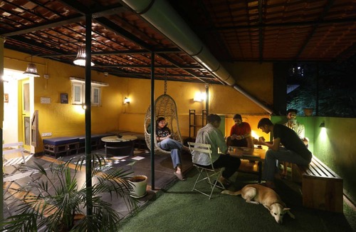 Andheri West Hostal | Hostal ∙ 8 huéspedes