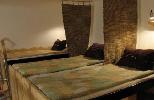 Nepszinhaz negyed Hostal | Hostal ∙ 8 huéspedes