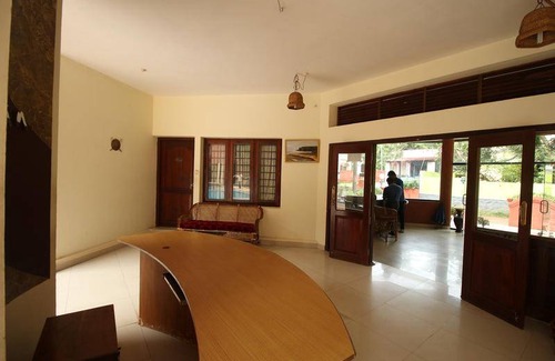 Varkala Hostal | Hostal ∙ 8 personas