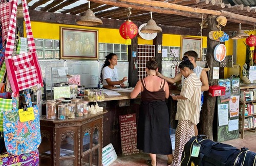 Krabi Hostal | Hostal ∙ 8 huéspedes