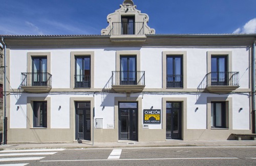Ponte Sampaio Apartamento | Hostel Albergue O Meson - Apartamentos