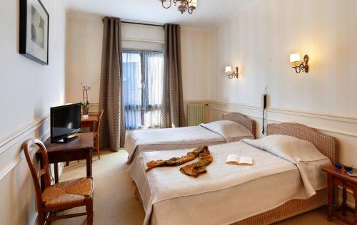 Paray-le-Monial Hotel | Hostellerie des Trois Pigeons, Paray-le-Monial