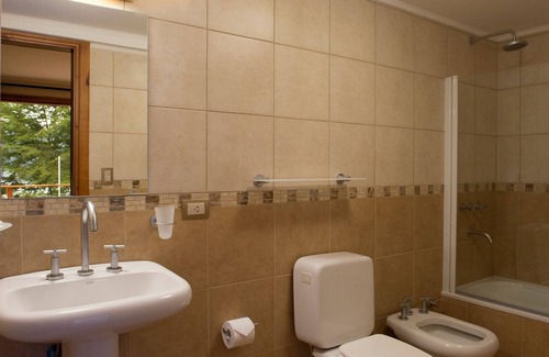 Barrio Correntoso Hotel | Hosteria La Camila​