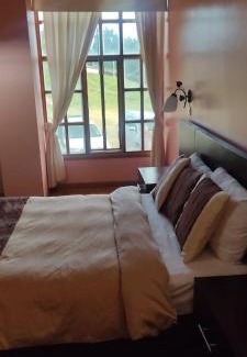 Cayambe Cabina | Hosteria Loma Larga Cayambe