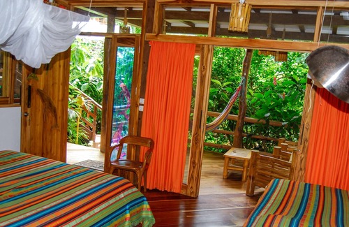 Puerto López Hotel | Hosteria Mandala