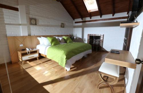 Ibarra Cabina | Hosteria Totoral