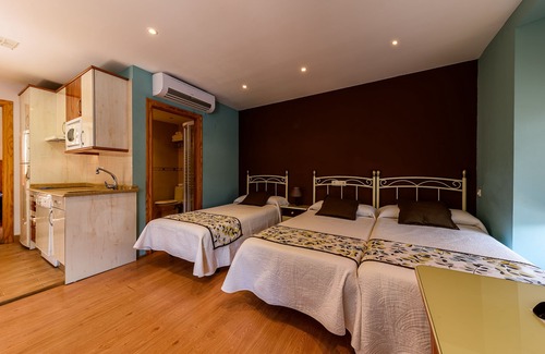 Castro Urdiales Cama Y Desayuno | Hosteria Villa de Castro