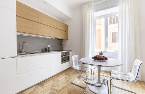 Rione XVIII Castro Pretorio Apartamento | Hostly-The Montebello Suite-Near Trevi