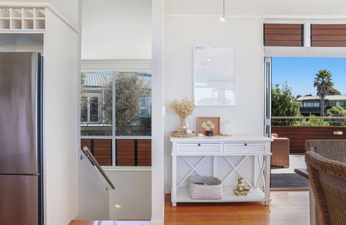 Whiritoa Casa | Hosts on the Coast Beachside Beauty Whiritoa