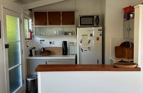 Hahei Casa | Hosts on the Coast Black Bach