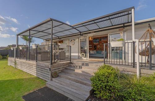 Pauanui Casa | Hosts on the Coast Cookies Cupboard