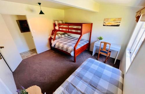 Hahei Casa | Hosts on the Coast Grange Cottage