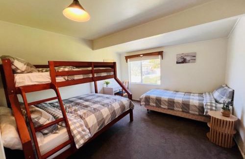 Hahei Casa | Hosts on the Coast Grange Cottage