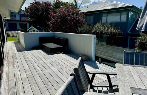 Onemana Casa | Hosts on the Coast Island Views