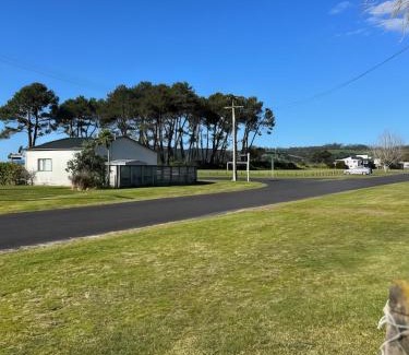 Cooks Beach Casa | Hosts on the Coast - Reel Escape on Banks