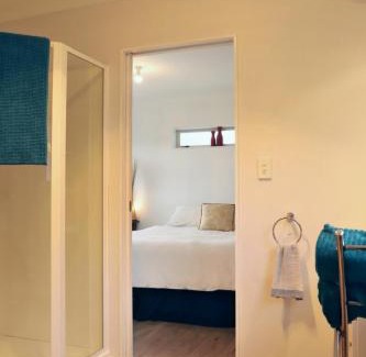 Whiritoa Casa | Hosts on the Coast Whiritoa Retreat