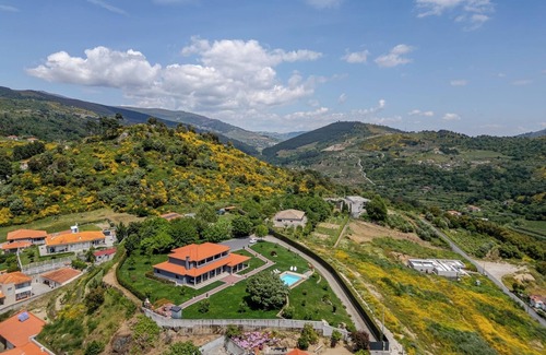 Miguas Casa | HostWise - 10BR Douro Villa with Pool