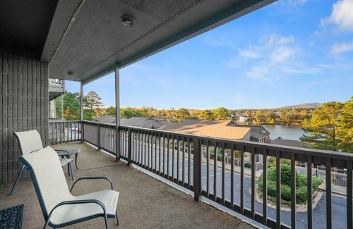 Lake Hamilton Apartamento | Hot Springs Vacation Rental w/ Game Room!