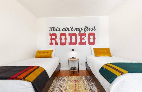 Livingston Casa | Hot Tub 4 Baths Montana Themed Bike To Downtown