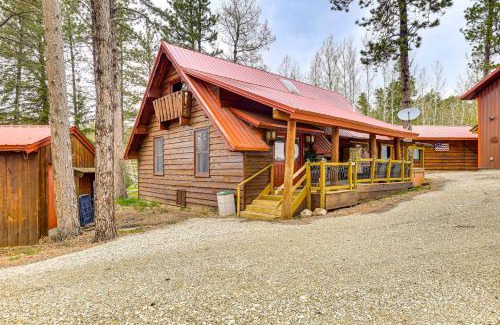 Lead Casa | Hot Tub and Arcade Table Spacious Retreat in Lead