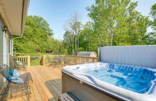 Rockbridge Casa | Hot Tub and Fire Pit Rockbridge Getaway!