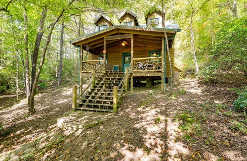 Asheville Casa | Hot Tub and Furnished Porch Balsam Grove Cabin