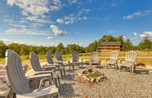 McHenry Casa | Hot Tub and Game Room Mtn Cabin in Deep Creek Lake