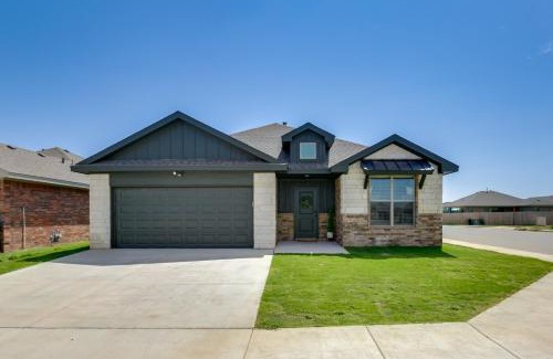 Lubbock Casa | Hot Tub and Game Room Raider Resort in Lubbock