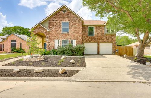 Live Oak Casa | Hot Tub and Game Room Spacious Live Oak Home!