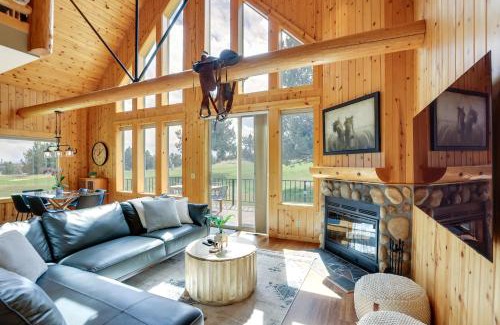 Redmond Casa | Hot Tub and Golf View Eagle Crest Resort Escape!