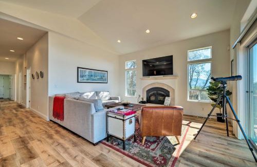 Columbia Casa | Hot Tub and Mtn Views Peaceful Columbia Retreat!