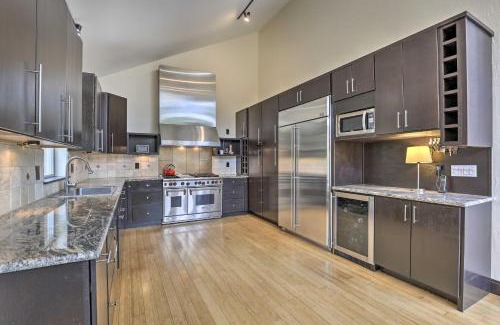 Quandary Village Casa | Hot Tub and Mtn Views Pristine Breckenridge Home!