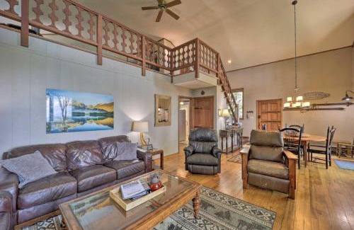 Beech Mountain Casa | Hot Tub and Scenic Views Beech Mountain Retreat