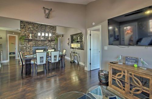 Jones Mills Casa | Hot Tub and Views Waterfront Escape in Hot Springs