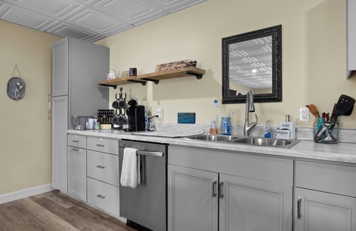 Waverly Apartamento | Hot tub at Devildog Ridge