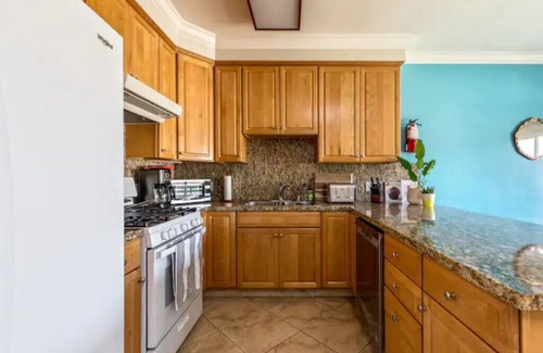 Sharp Park Casa | Hot tub! Beach 1 block away, Peloton, near SF and SFO airport