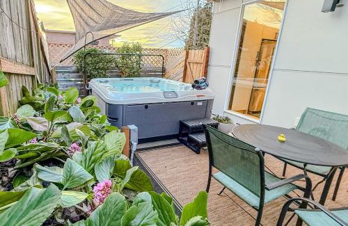 North Beacon Hill Apartamento | Hot Tub - Best Views - Near Stadiums!