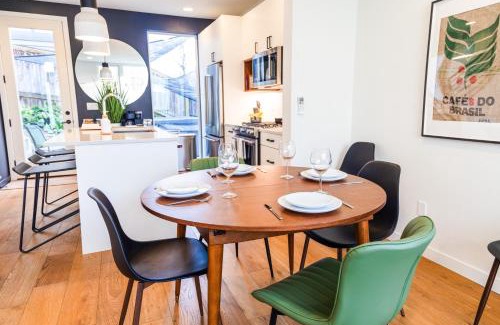North Beacon Hill Apartamento | Hot Tub - Best Views - Near Stadiums!