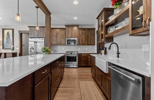Blanchard Casa | Hot Tub |Blanchard Bliss at Stoneridge Golf Course |Indoor Community Pool |Silverwood |Lakefront