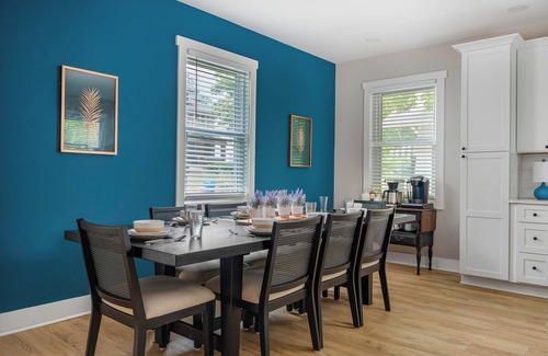 Shelbyville Casa | Hot Tub | Bourbon Trail | Speakeasy | Game Rm