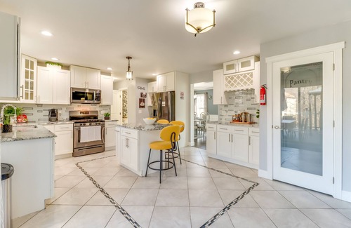 Tobyhanna Casa | Hot Tub & Fire Pit: Family Home in Tobyhanna