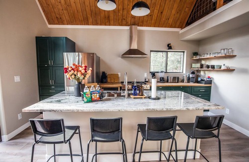 Los Ranchitos Estates Chalet De Esquí | Hot Tub + Fire Pit - Games + Loft - 20min to Durango-Silverton Train