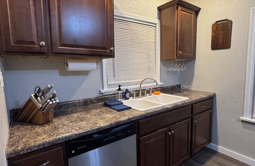 Saint Marys  Saint Joseph County Cabaña | Hot Tub! Fire Pit! Gas Fire Table! Coffee Bar!