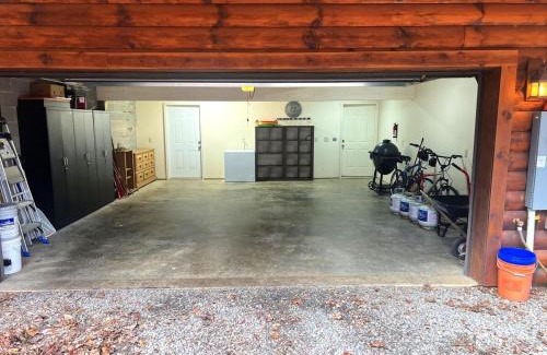 Waynesville Casa | Hot Tub, Fire Pit, Views, Starlink Wi-fi