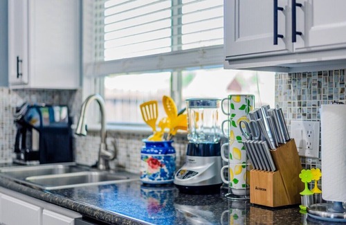 West San Antonio Casa | HOT-TUB, Game Room & BBQ by Lackland AFB & SeaWorld