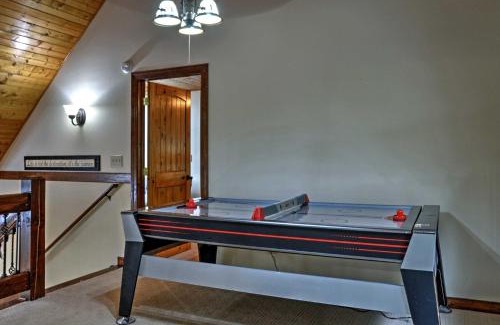 Ellijay Casa | Hot Tub, Game Tables and Mtn Views Ellijay Cabin