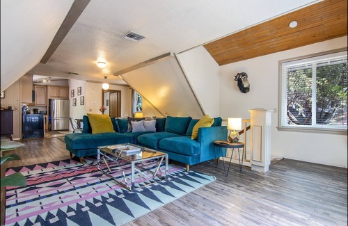 Pine Cove Casa | Hot Tub Hideaway