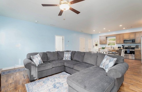 Dahlonega Cabina | Dahlonega · Private Pool - Hot tub - King Beds - Pet Friendly