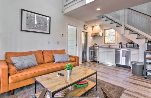 Marion Casa | Hot Tub & Mountain Views: Secluded Marion Escape!